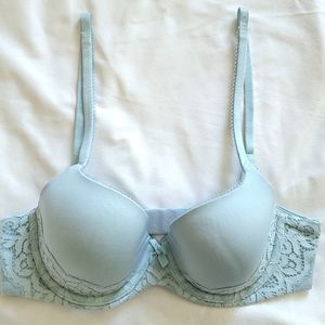 Victoria's Secret - Body by Victoria - Lined Demi Bra 34C